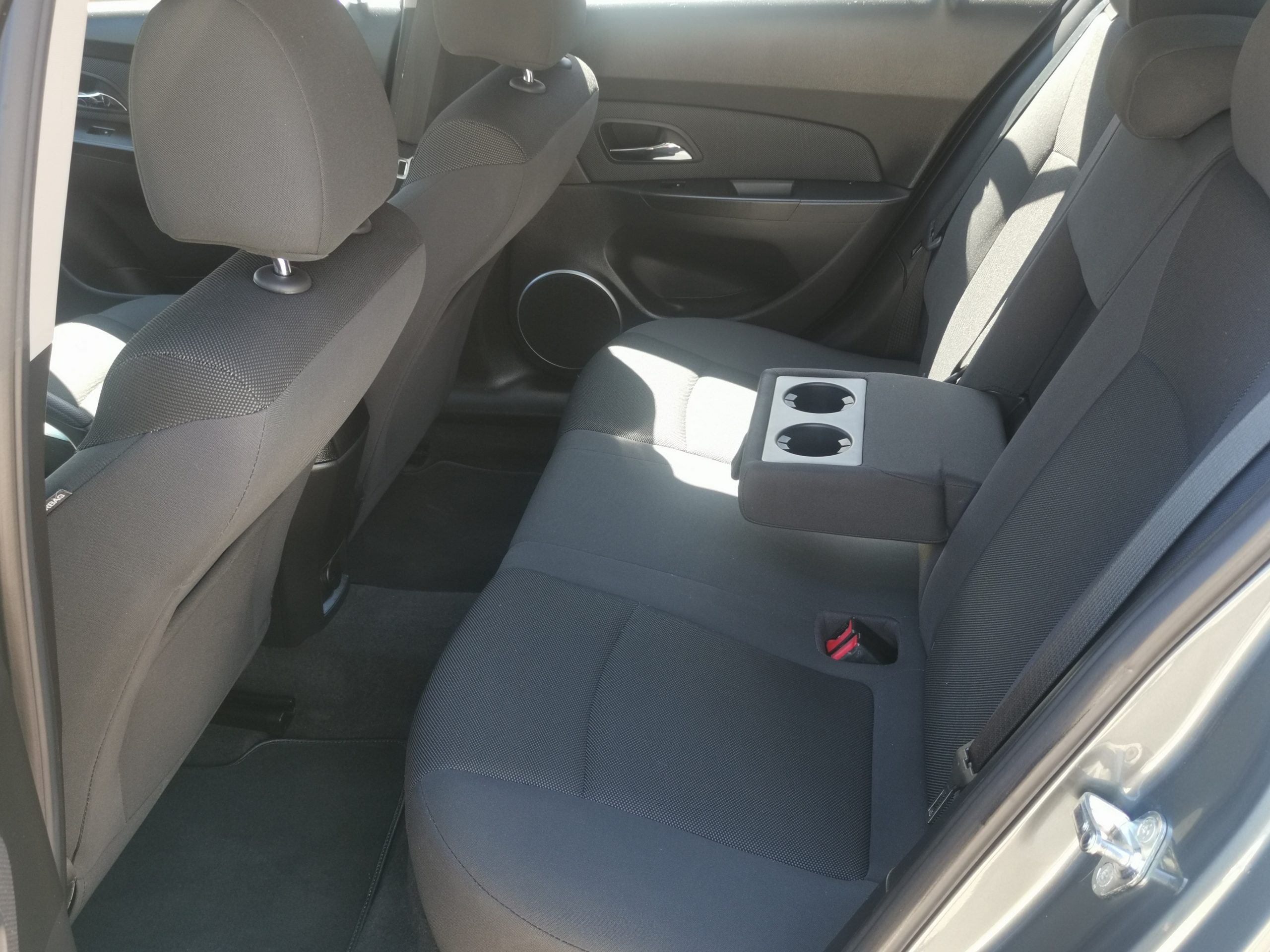 CHEVROLET CRUZE 1.8 LT Plus 104.000km! TEMPOMAT. PARKRADAR. KÖDLÁMPA. ALUFELNI