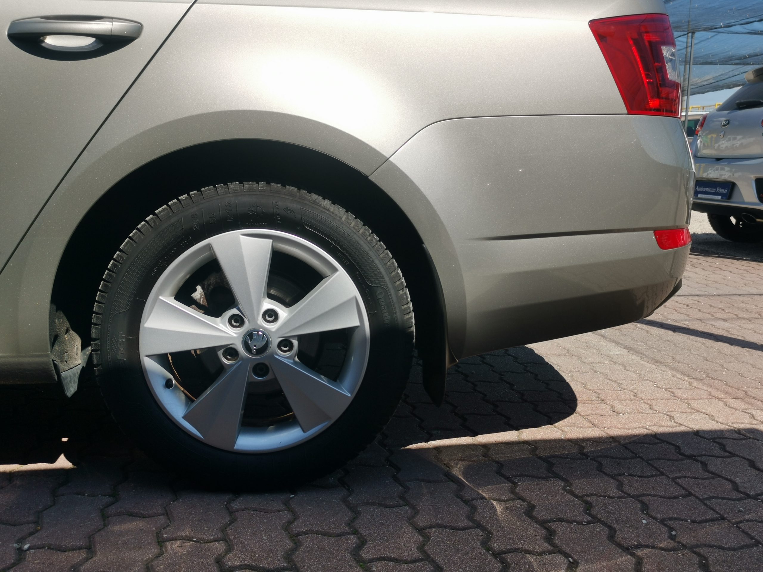 SKODA OCTAVIA 1.4 TSI Elegance DSG MO.-i. 1. Tulaj. Szervizkönyv! ÜLÉSFŰTÉS. TEMPOMAT. ALUFELNI. KÖDLÁMPA