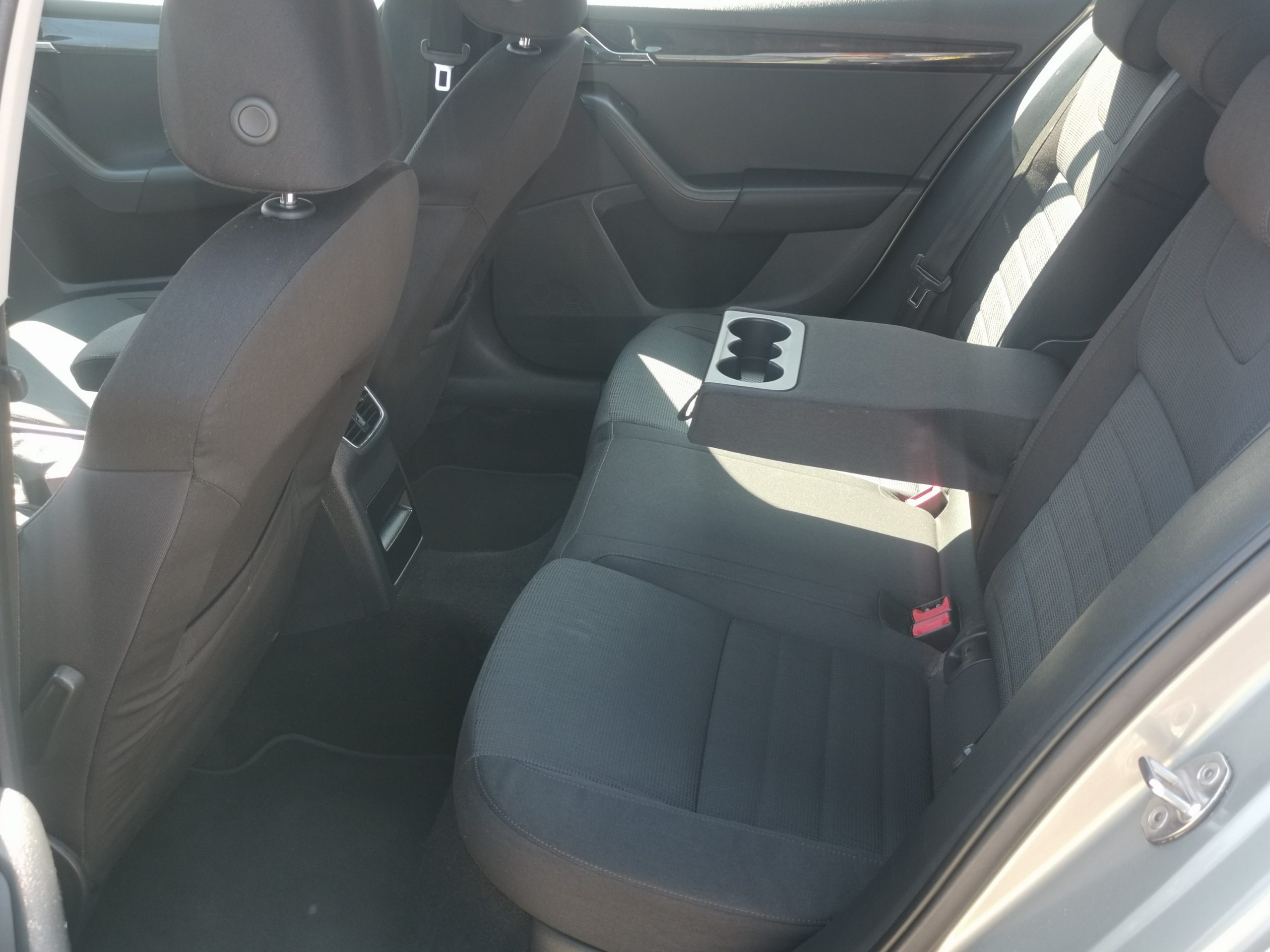 SKODA OCTAVIA 1.4 TSI Elegance DSG MO.-i. 1. Tulaj. Szervizkönyv! ÜLÉSFŰTÉS. TEMPOMAT. ALUFELNI. KÖDLÁMPA