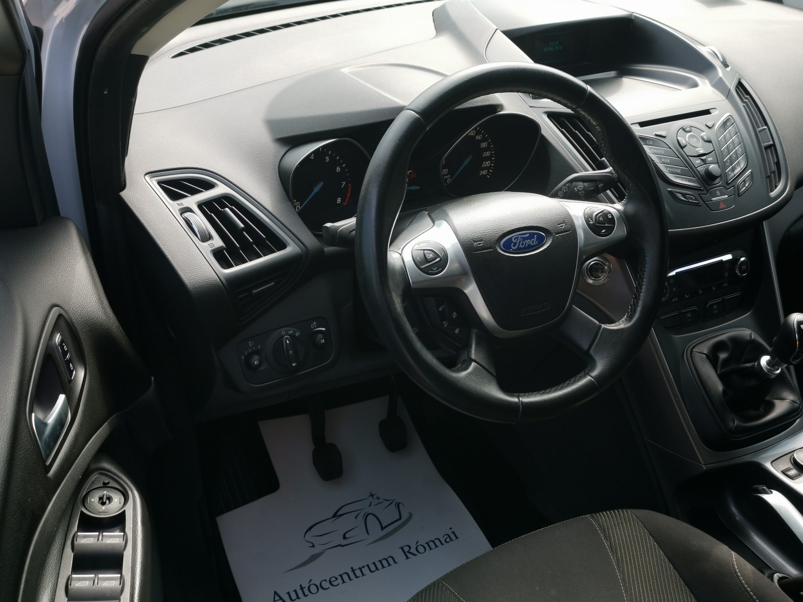 FORD KUGA 1.5 EcoBoost Trend Technology 2WD MO.-i. 2. Tulaj. TEMPOMAT. PARKRADAR. ÜLÉSFŰTÉS. VONÓHOROG