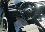 SKODA SUPERB Combi 2.0 TDI SCR Ambition DSG MO.-i. 1. Tulaj. TEMPOMAT. ÜLÉSFŰTÉS. PARKRADAR. ALUFELNI