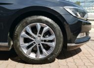 VOLKSWAGEN PASSAT VIII 2.0 TDI BMT Highline DSG 112.000km! MO.-i. 1. Tulaj. Szervizkönyv! FÉLBŐR. LED. NAVIGÁCIÓ