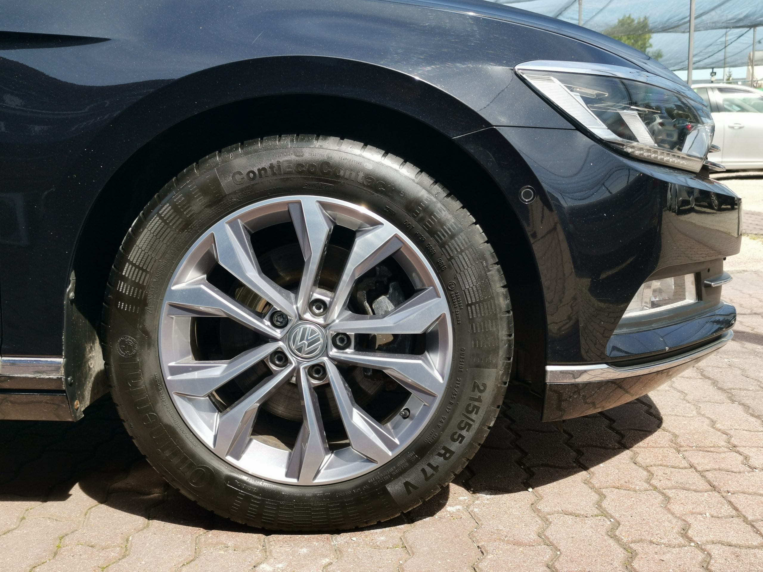 VOLKSWAGEN PASSAT VIII 2.0 TDI BMT Highline DSG 112.000km! MO.-i. 1. Tulaj. Szervizkönyv! FÉLBŐR. LED. NAVIGÁCIÓ