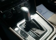 VOLKSWAGEN PASSAT VIII 2.0 TDI BMT Highline DSG 112.000km! MO.-i. 1. Tulaj. Szervizkönyv! FÉLBŐR. LED. NAVIGÁCIÓ