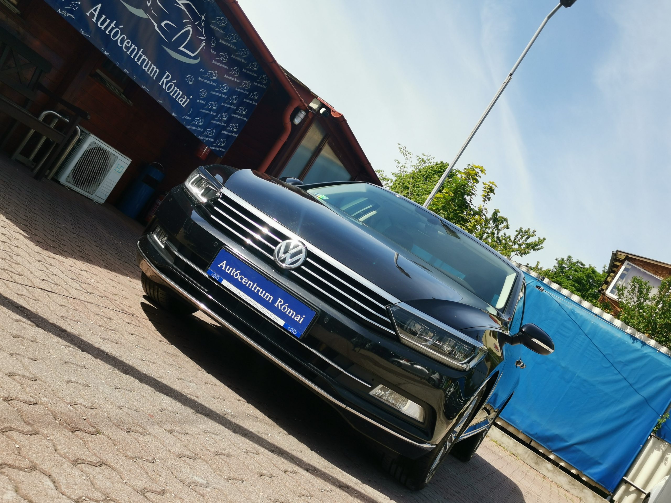 VOLKSWAGEN PASSAT VIII 2.0 TDI BMT Highline DSG 112.000km! MO.-i. 1. Tulaj. Szervizkönyv! FÉLBŐR. LED. NAVIGÁCIÓ