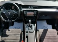 VOLKSWAGEN PASSAT VIII 2.0 TDI BMT Highline DSG 112.000km! MO.-i. 1. Tulaj. Szervizkönyv! FÉLBŐR. LED. NAVIGÁCIÓ