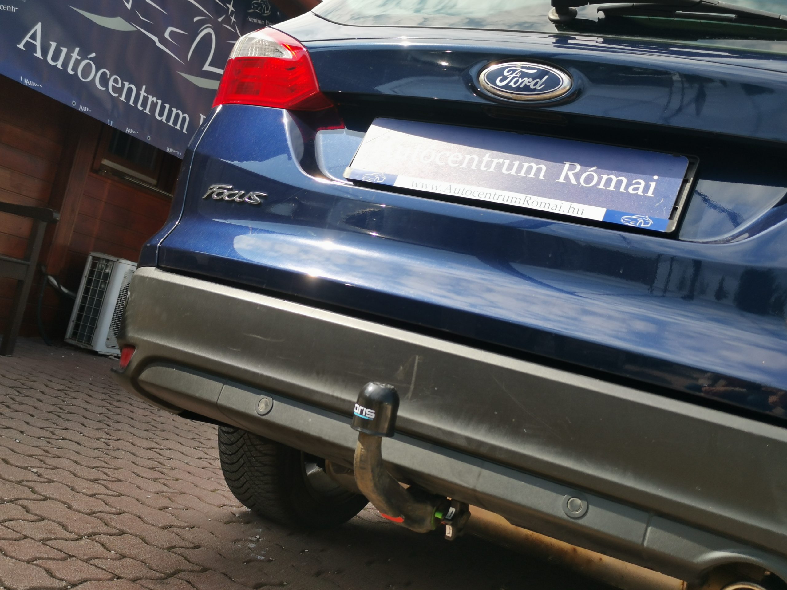 FORD FOCUS 1.6 SCTI Ecoboost Titanium 2. Tulaj. TEMPOMAT. PARKRADAR. ÜLÉSFŰTÉS. VONÓHOROG