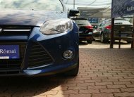 FORD FOCUS 1.6 SCTI Ecoboost Titanium 2. Tulaj. TEMPOMAT. PARKRADAR. ÜLÉSFŰTÉS. VONÓHOROG