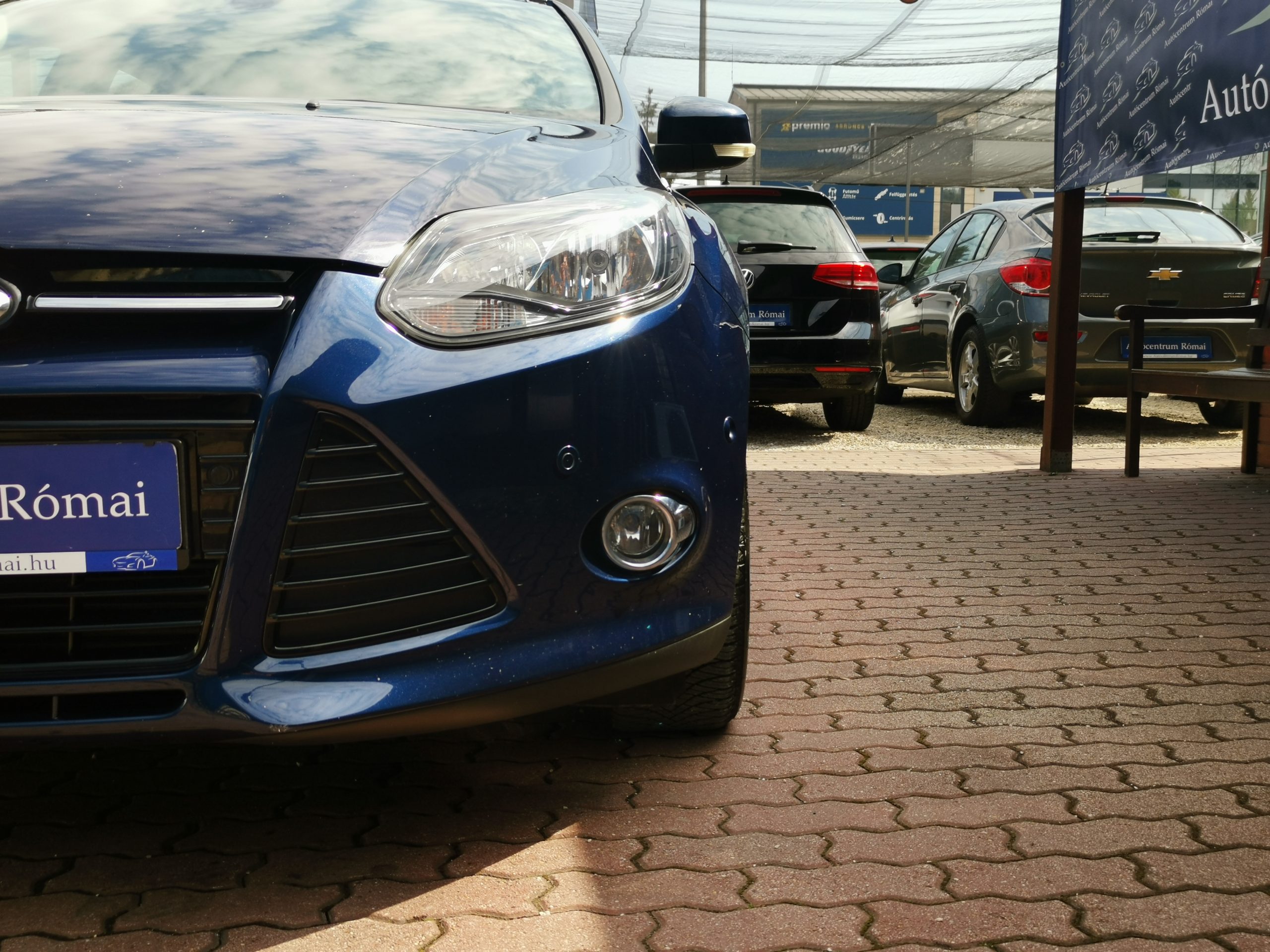 FORD FOCUS 1.6 SCTI Ecoboost Titanium 2. Tulaj. TEMPOMAT. PARKRADAR. ÜLÉSFŰTÉS. VONÓHOROG