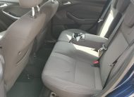 FORD FOCUS 1.6 SCTI Ecoboost Titanium 2. Tulaj. TEMPOMAT. PARKRADAR. ÜLÉSFŰTÉS. VONÓHOROG