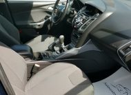 FORD FOCUS 1.6 SCTI Ecoboost Titanium 2. Tulaj. TEMPOMAT. PARKRADAR. ÜLÉSFŰTÉS. VONÓHOROG