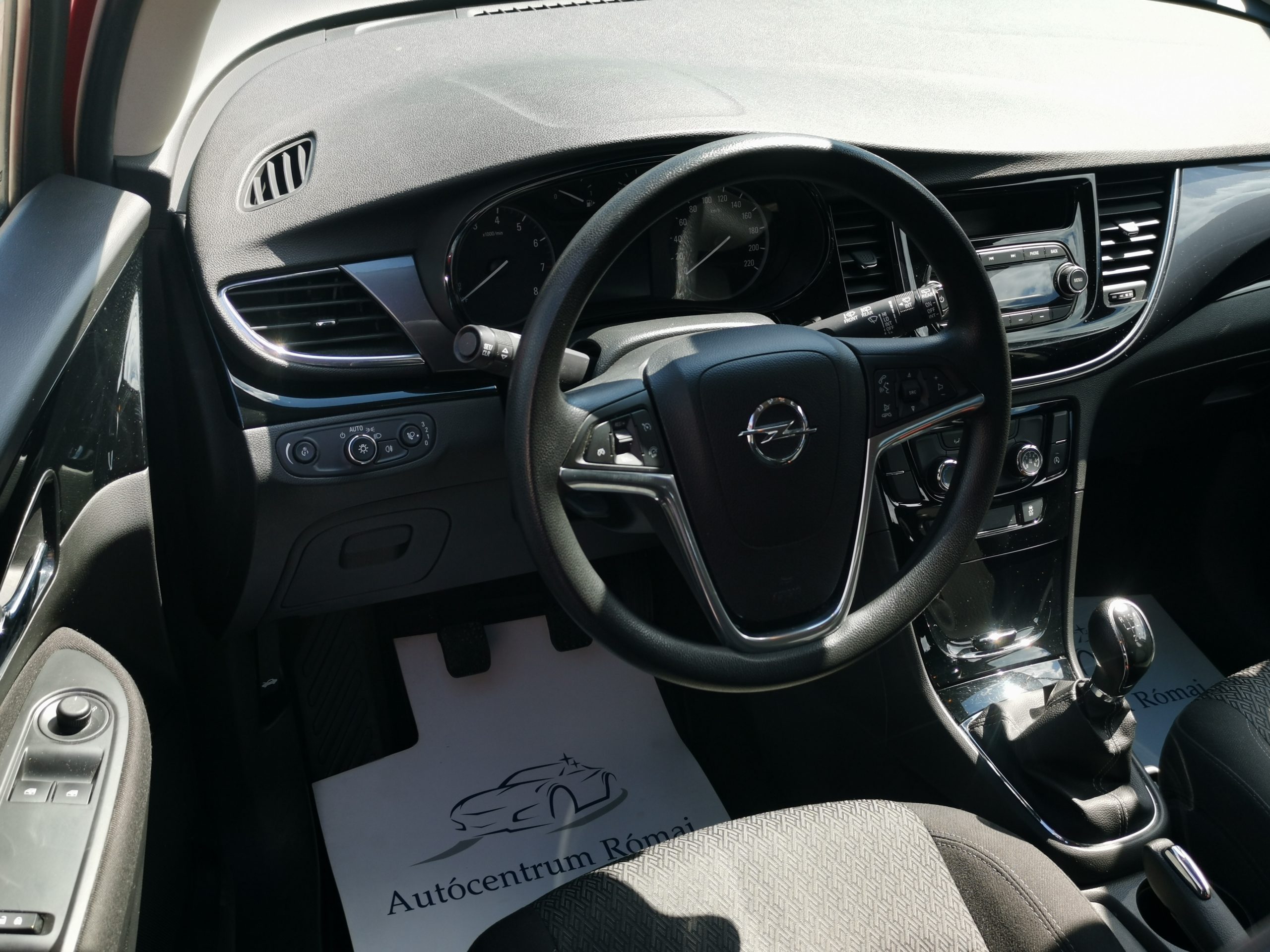 OPEL MOKKA X 1.6 Selection Start-Stop MO.-i. 1. Tulaj. Szervizkönyv! KLÍMA. VONÓHOROG. ELEKTROMOS ABLAK