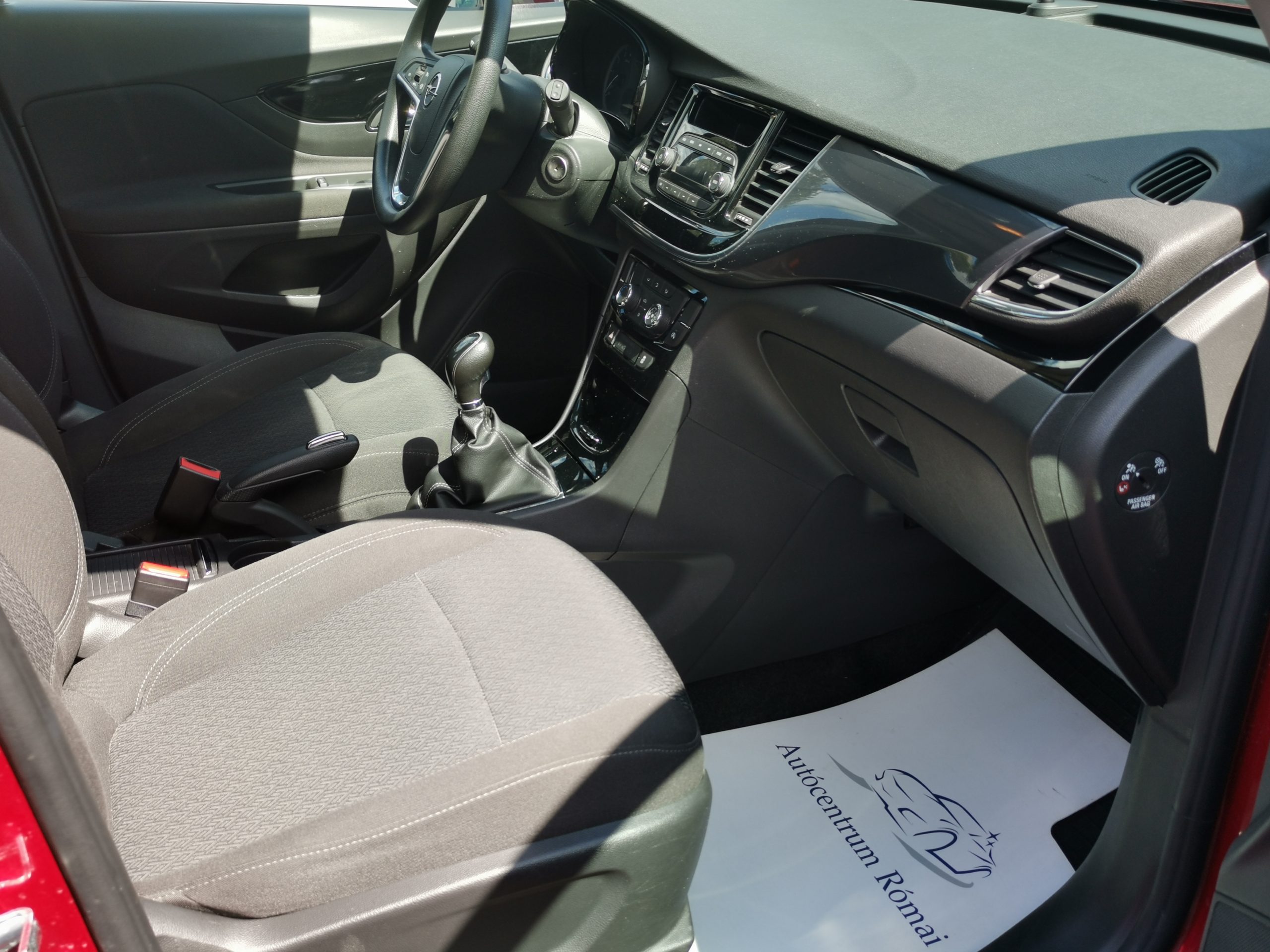 OPEL MOKKA X 1.6 Selection Start-Stop MO.-i. 1. Tulaj. Szervizkönyv! KLÍMA. VONÓHOROG. ELEKTROMOS ABLAK