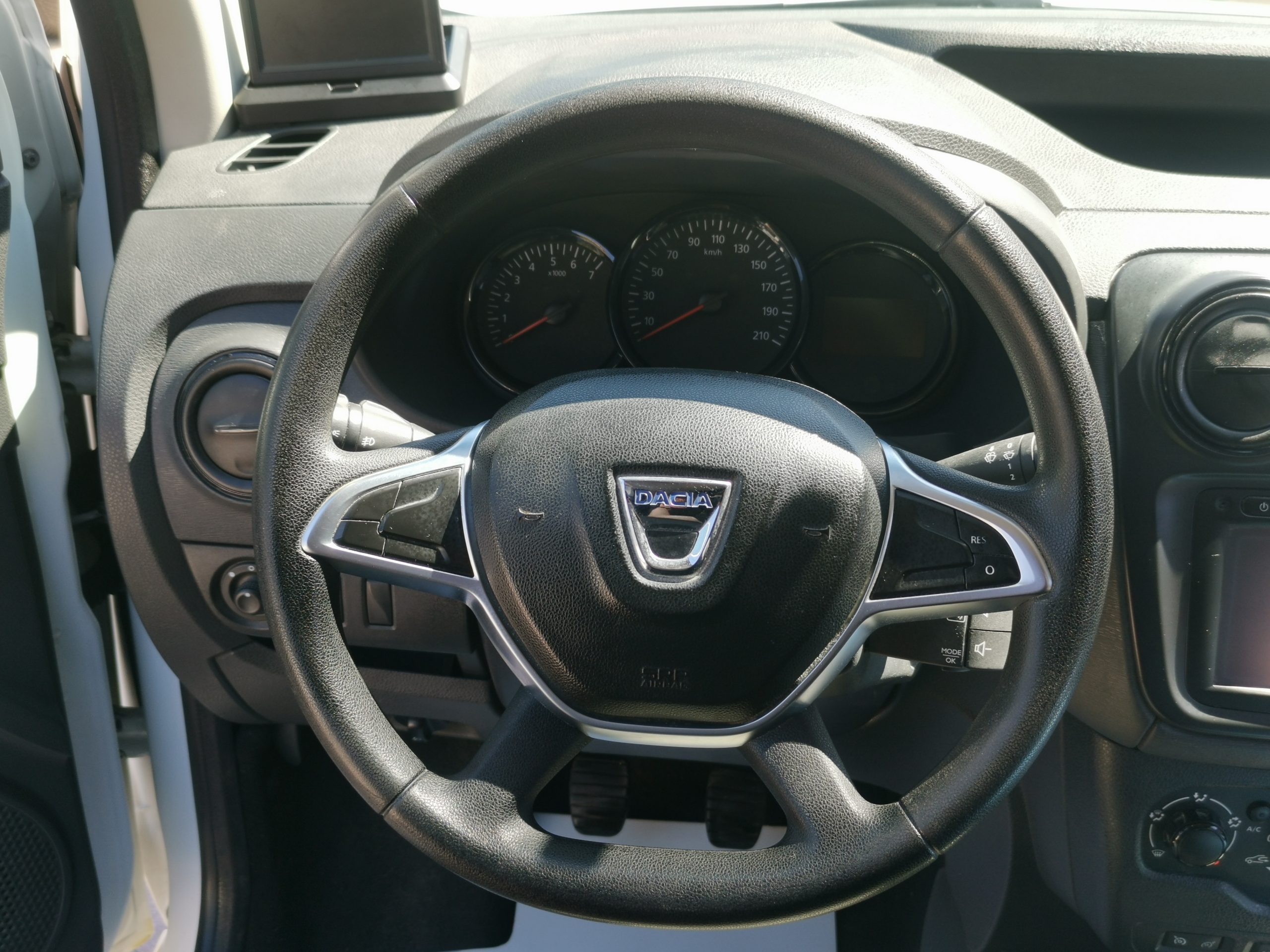 DACIA DOKKER Van 1.5 dCi Ambiance EURO6 MO.-i. 2. Tulaj. TEMPOMAT. NAVIGÁCIÓ. PARKRADAR. KAMERA