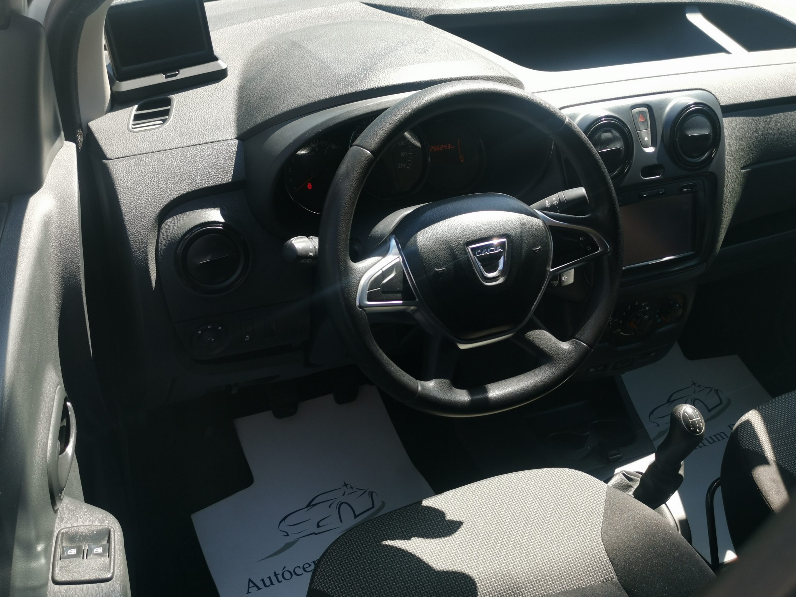 DACIA DOKKER Van 1.5 dCi Ambiance EURO6 MO.-i. 2. Tulaj. TEMPOMAT. NAVIGÁCIÓ. PARKRADAR. KAMERA