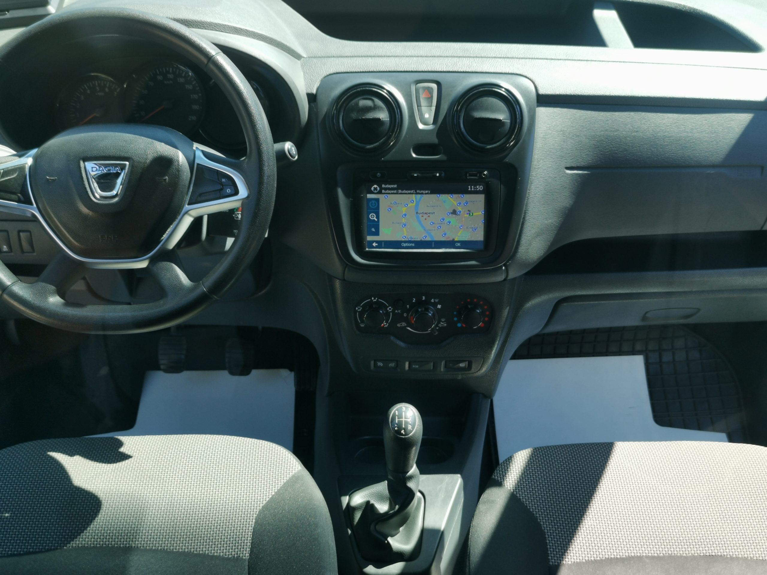 DACIA DOKKER Van 1.5 dCi Ambiance EURO6 MO.-i. 2. Tulaj. TEMPOMAT. NAVIGÁCIÓ. PARKRADAR. KAMERA