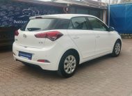 HYUNDAI I20 1.25i HP Go! 1. Tulaj. Szervizkönyv! ÜLÉSFŰTÉS. TEMPOMAT. PARKRADAR. KORMÁNYFŰTÉS