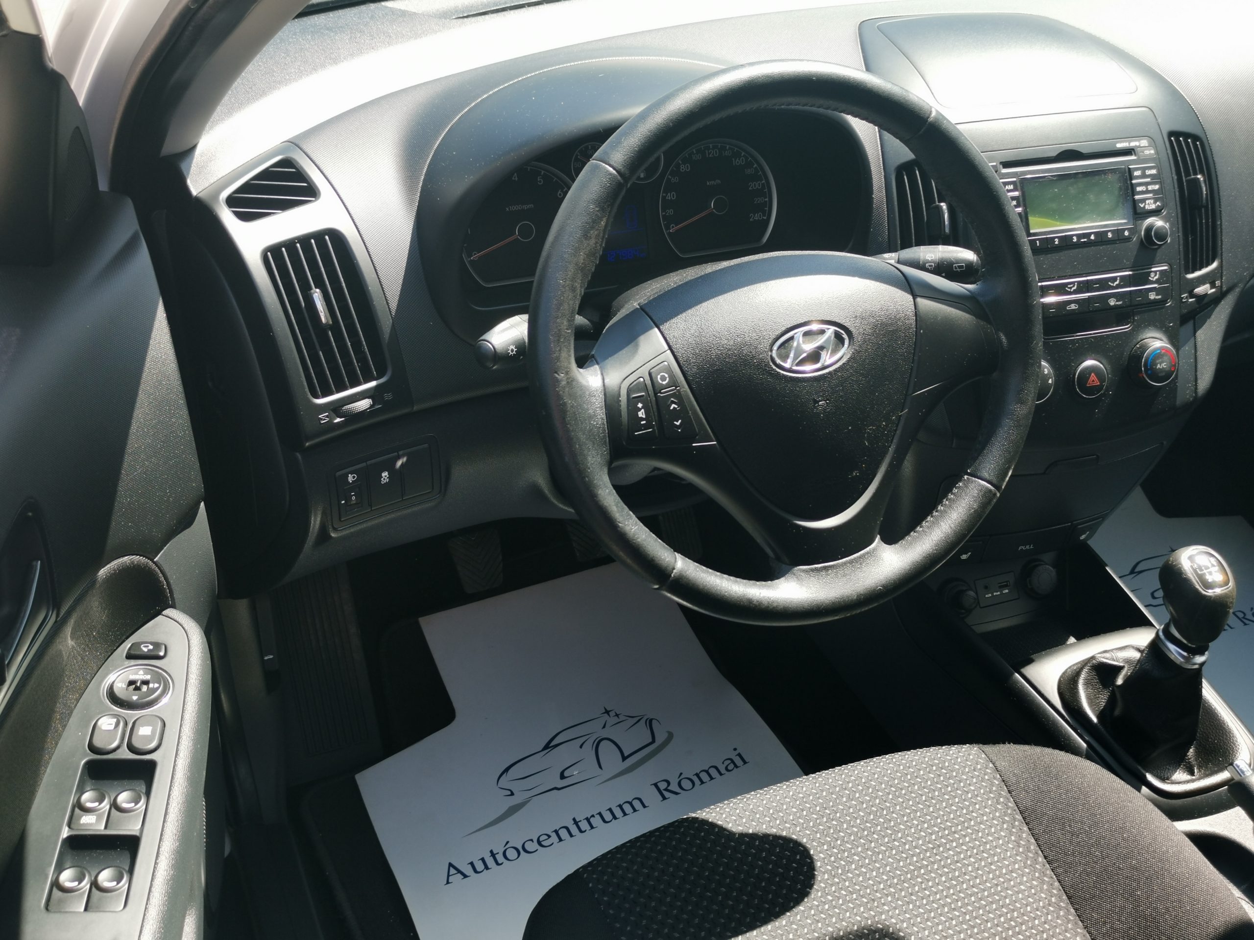 HYUNDAI I30 i30u 1.4 DOHC Life 127.000km! KLÍMA. ÜLÉSFŰTÉS. KÖDLÁMPA. ELEKTROMOS ABLAK