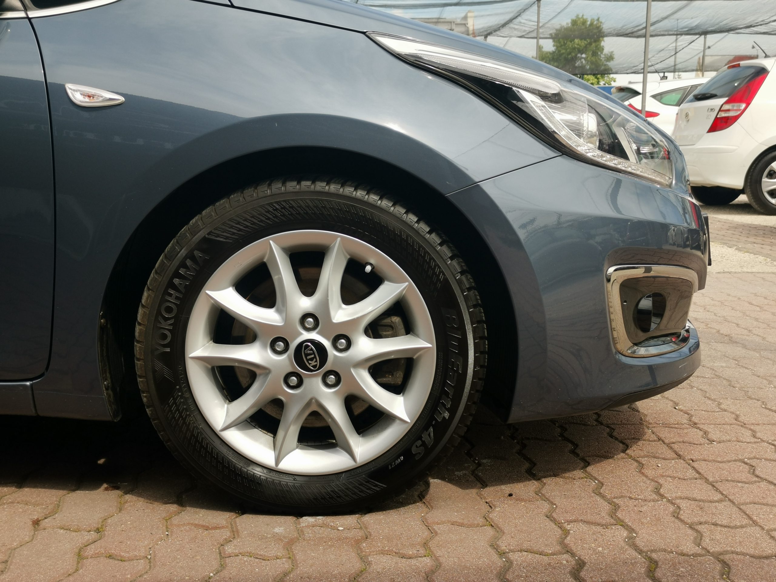 KIA CEE'D 1.6 GDI UEFA 2. Tulaj. DIGIT KLÍMA. NAVIGÁCIÓ. KAMERA. TEMPOMAT