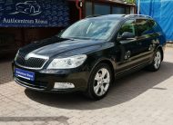 SKODA OCTAVIA Combi 1.4 TSI Elegance DSG 2. Tulaj. Szervizkönyv! NAPFÉNYTETŐ. FÉLBŐR BELSŐ. XENON. VONÓHOROG