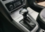 SKODA OCTAVIA Combi 1.4 TSI Elegance DSG 2. Tulaj. Szervizkönyv! NAPFÉNYTETŐ. FÉLBŐR BELSŐ. XENON. VONÓHOROG