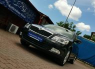 SKODA OCTAVIA Combi 1.4 TSI Elegance DSG 2. Tulaj. Szervizkönyv! NAPFÉNYTETŐ. FÉLBŐR BELSŐ. XENON. VONÓHOROG