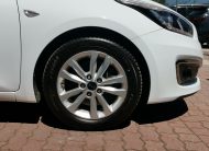 KIA CEE'D SW 1.6 GDI EX Limited 2. Tulaj. Szervizkönyv! DIGIT KLÍMA. TEMPOMAT. KAMERA. NAVIGÁCIÓ
