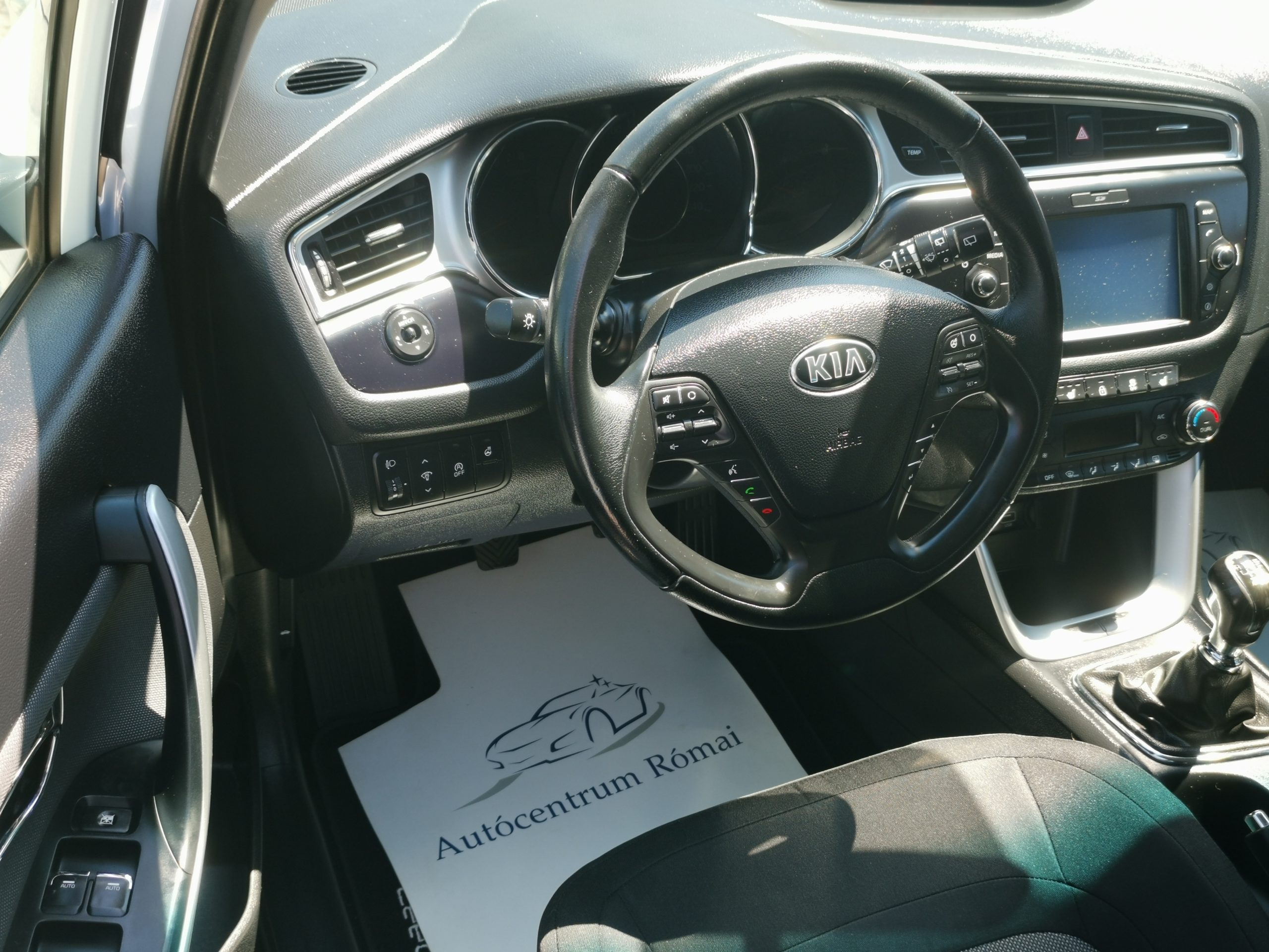 KIA CEE'D SW 1.6 GDI EX Limited 2. Tulaj. Szervizkönyv! DIGIT KLÍMA. TEMPOMAT. KAMERA. NAVIGÁCIÓ