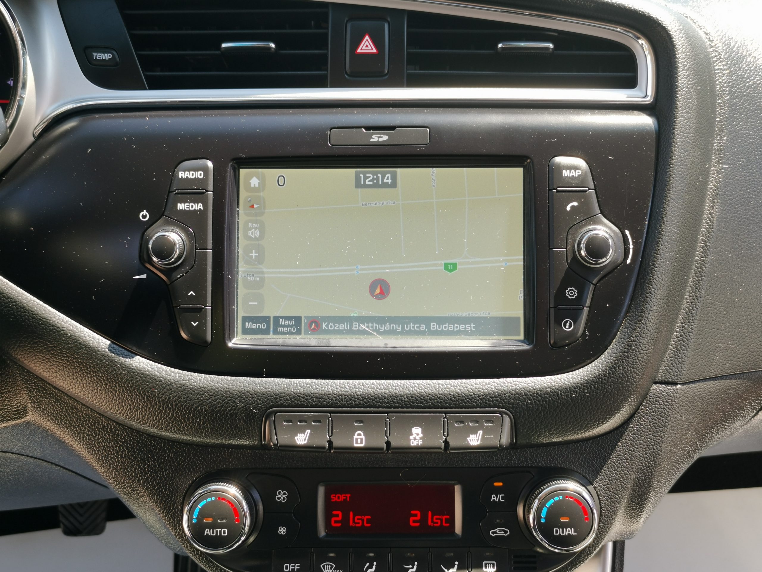 KIA CEE'D SW 1.6 GDI EX Limited 2. Tulaj. Szervizkönyv! DIGIT KLÍMA. TEMPOMAT. KAMERA. NAVIGÁCIÓ