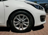 KIA CEE'D 1.4 CVVT LX 2. Tulaj. Szervizkönyv! KLÍMA. ALUFELNI. KÖDLÁMPA