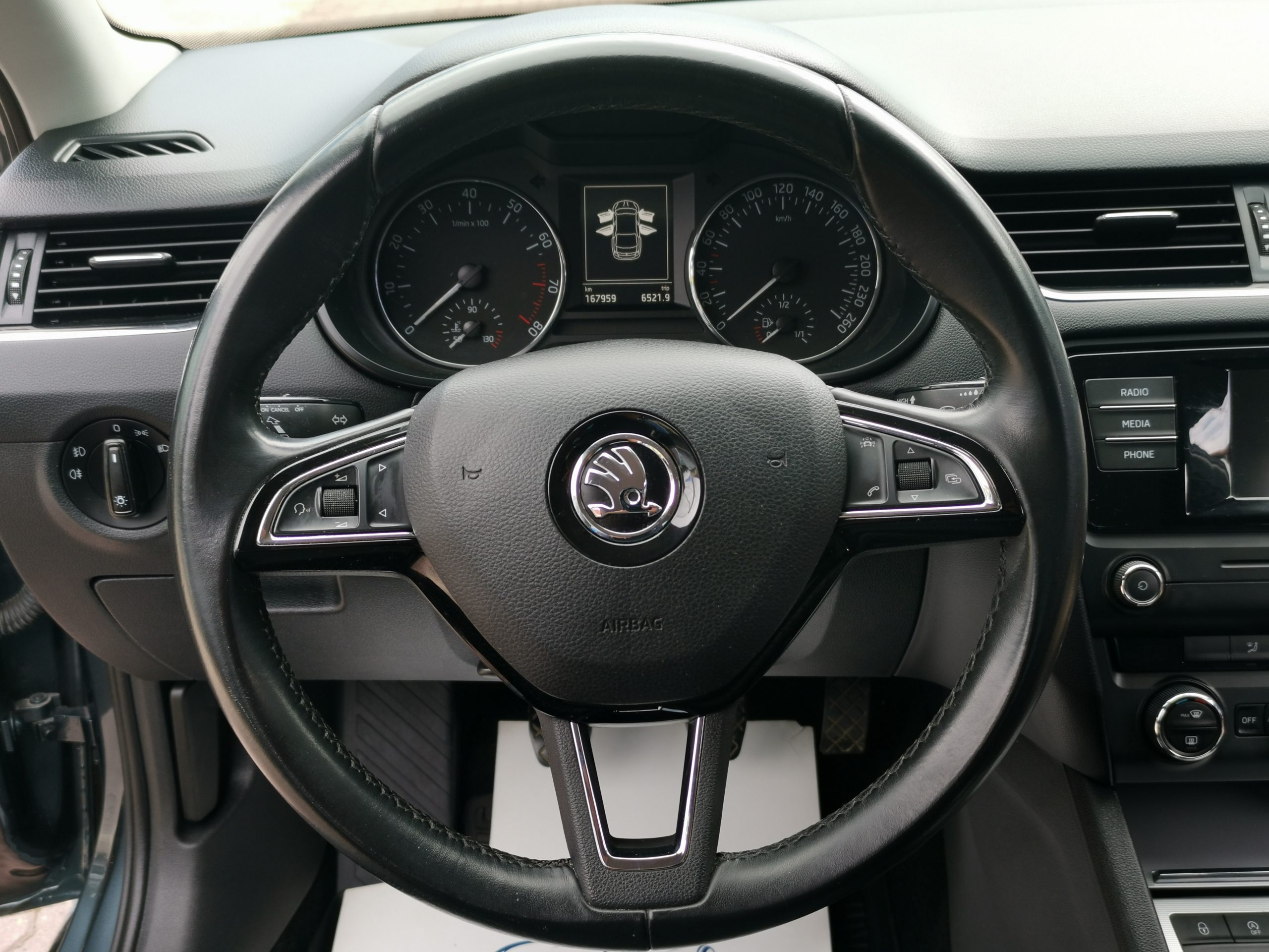 SKODA OCTAVIA 1.0 TSI Style MO.-i. 1. Tulaj. ÁFÁ-s! TEMPOMAT. PARKRADAR. ALUEFLNI. KÖDLÁMPA