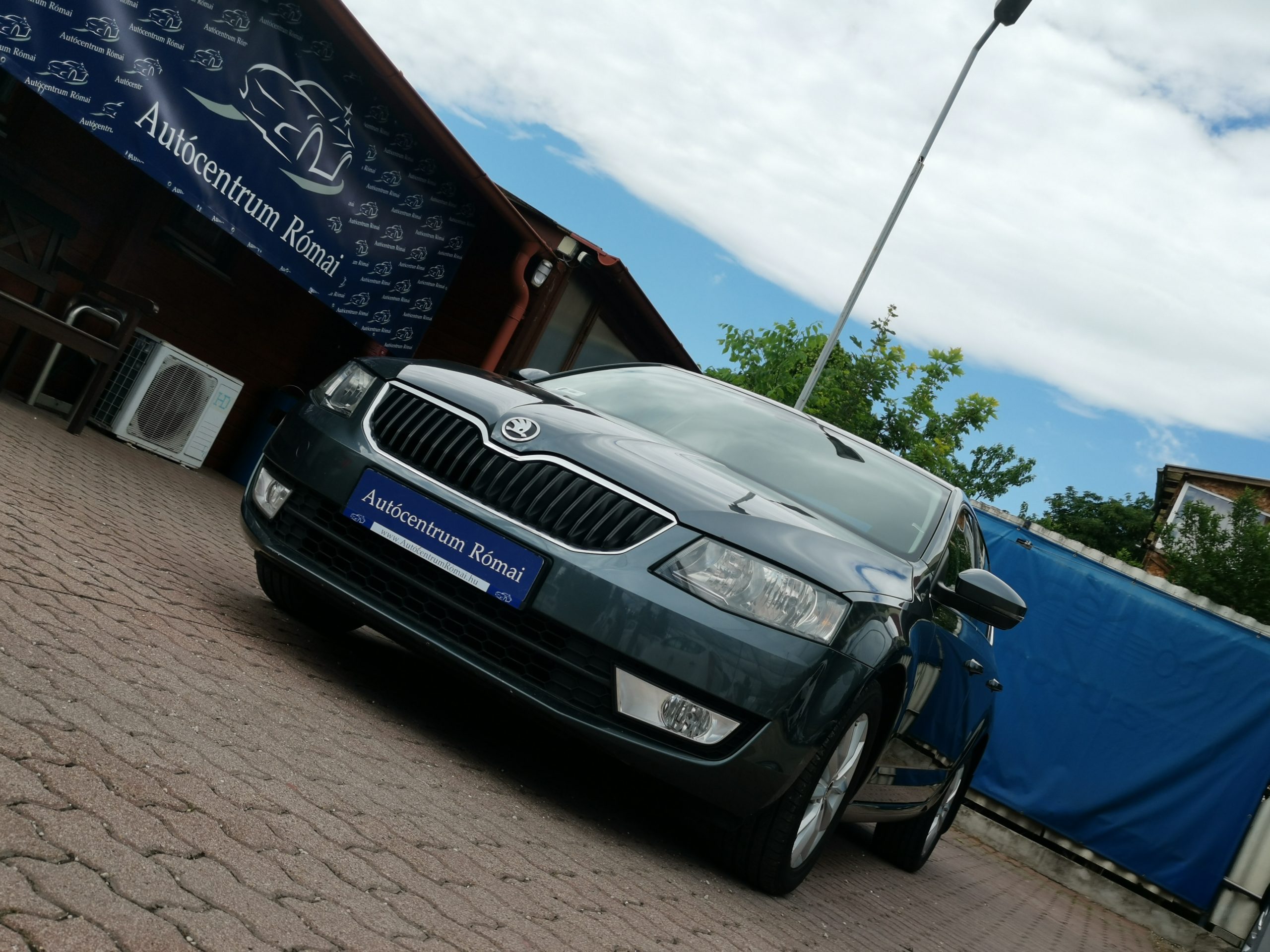 SKODA OCTAVIA 1.0 TSI Style MO.-i. 1. Tulaj. ÁFÁ-s! TEMPOMAT. PARKRADAR. ALUEFLNI. KÖDLÁMPA