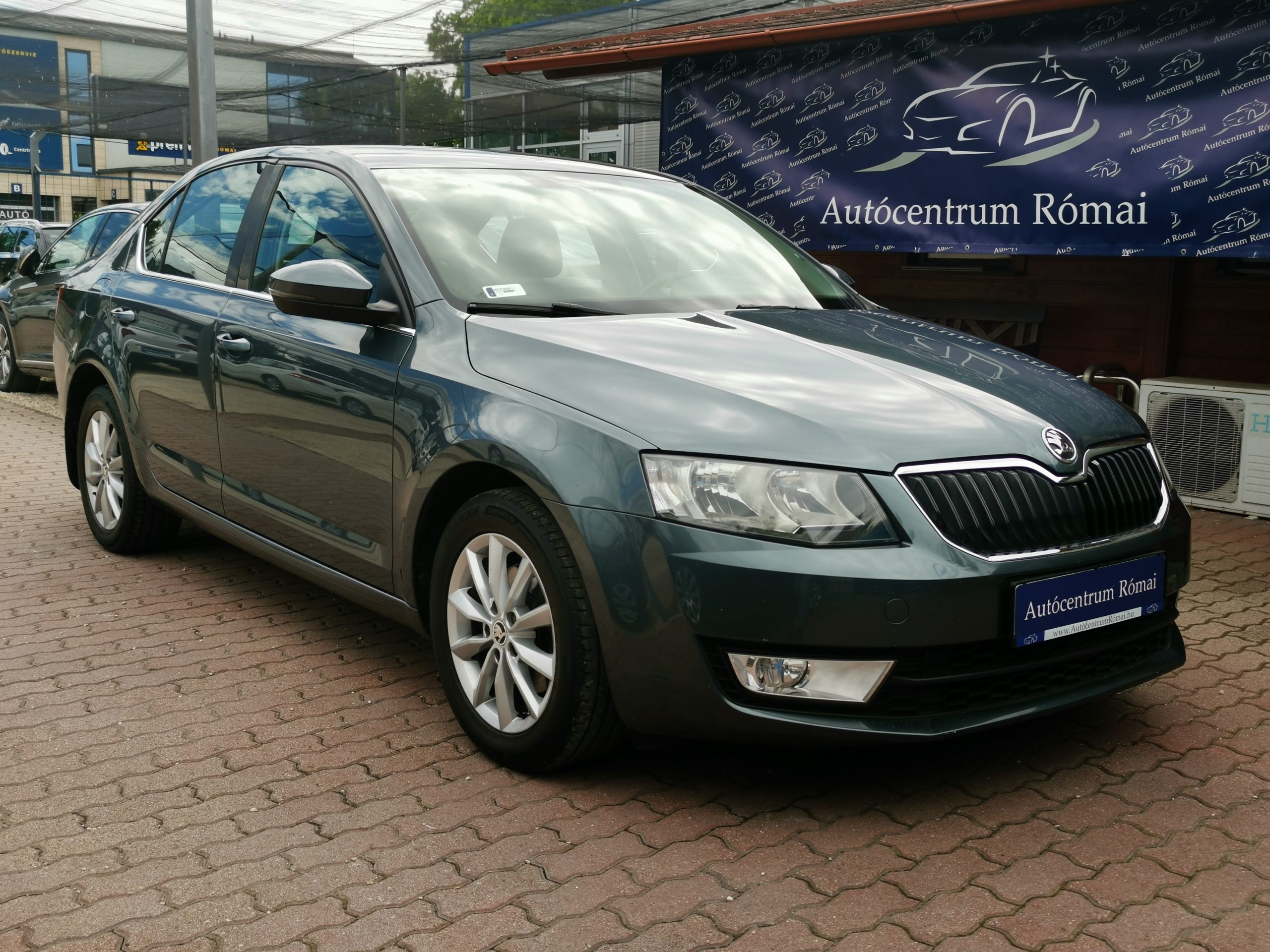 SKODA OCTAVIA 1.0 TSI Style MO.-i. 1. Tulaj. ÁFÁ-s! TEMPOMAT. PARKRADAR. ALUEFLNI. KÖDLÁMPA