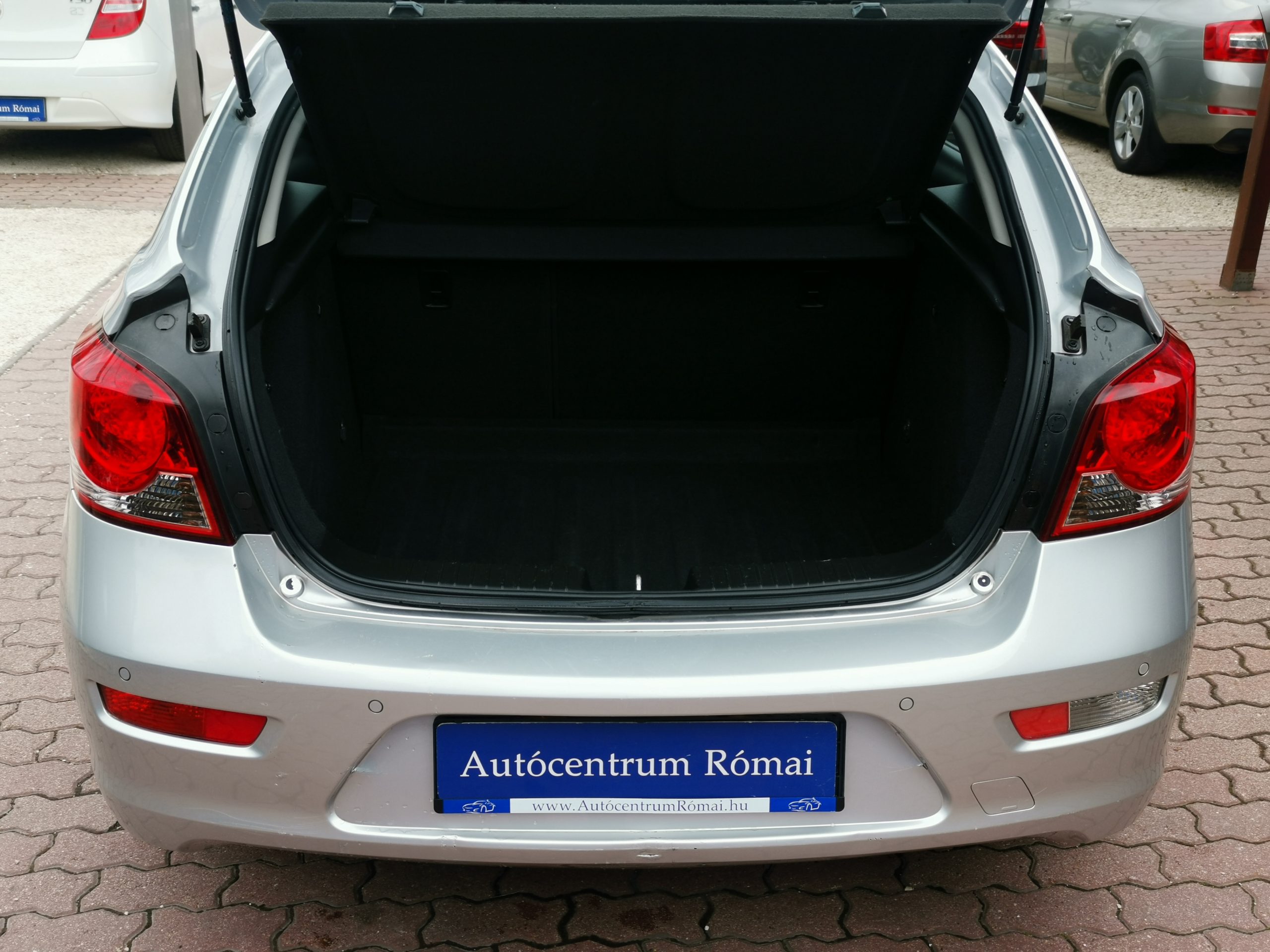 CHEVROLET CRUZE 1.6 LS Plus KLÍMA. PARKRADAR. TEMPOMAT. ALUFELNI. KÖDLÁMPA