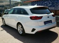 KIA CEE'D Ceed SW 1.0 T-GDI Gold 84.000km! Szervizkönyv! TEMPOMAT. KAMERA. ÜLÉSFŰTÉS. ALUFELNI