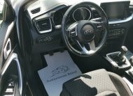 KIA CEE'D Ceed SW 1.0 T-GDI Gold 84.000km! Szervizkönyv! TEMPOMAT. KAMERA. ÜLÉSFŰTÉS. ALUFELNI