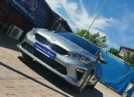 KIA CEE'D Ceed SW 1.6 CRDi HP Gold MO.-i. 1. Tulaj. Szervizkönyv! ÁFÁ-S! TEMPOMAT. KAMERA. ÜLÉSFŰTÉS