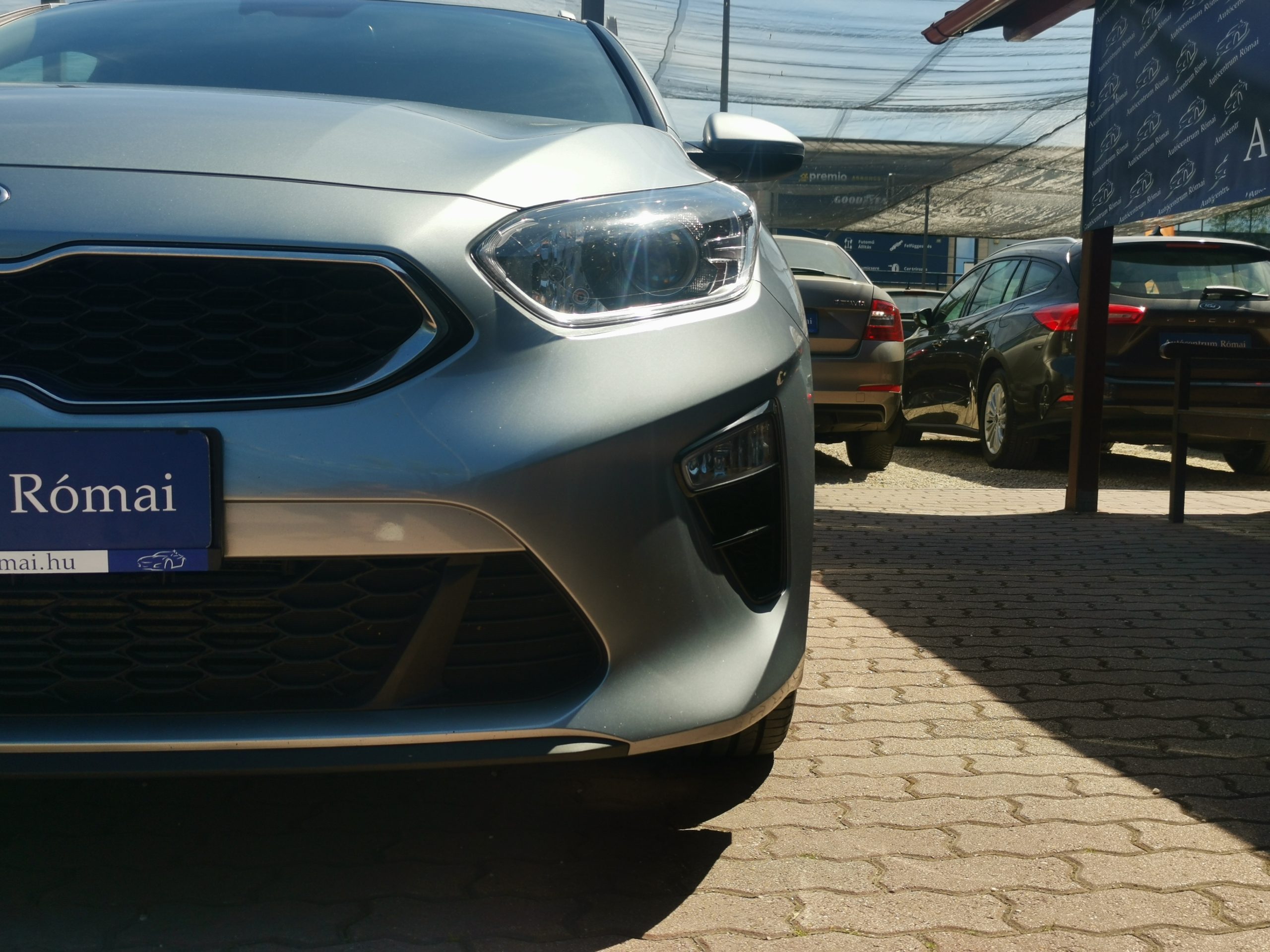 KIA CEE'D Ceed SW 1.6 CRDi HP Gold MO.-i. 1. Tulaj. Szervizkönyv! ÁFÁ-S! TEMPOMAT. KAMERA. ÜLÉSFŰTÉS