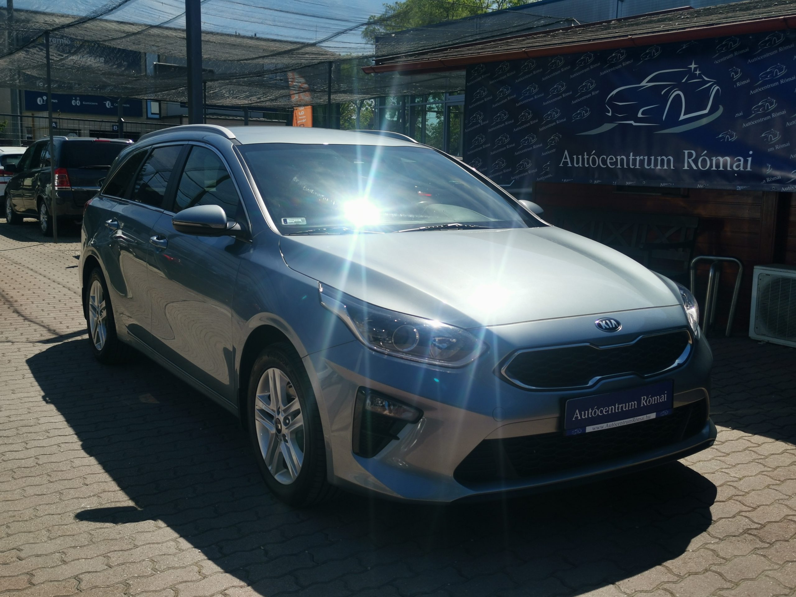 KIA CEE'D Ceed SW 1.6 CRDi HP Gold MO.-i. 1. Tulaj. Szervizkönyv! ÁFÁ-S! TEMPOMAT. KAMERA. ÜLÉSFŰTÉS