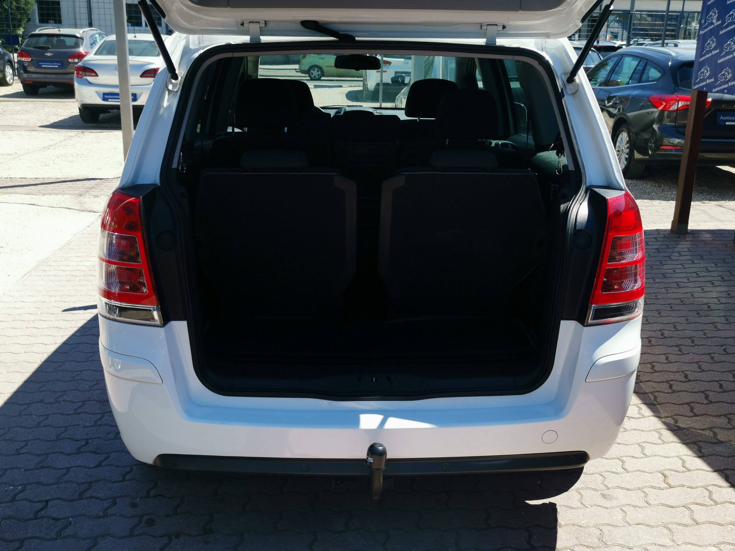 OPEL ZAFIRA B 1.8 Enjoy 140LE. 7 SZEM. XENON. PARKRADAR. DIGIT KLÍMA. TEMPOMAT. ÜLÉSFŰTÉS