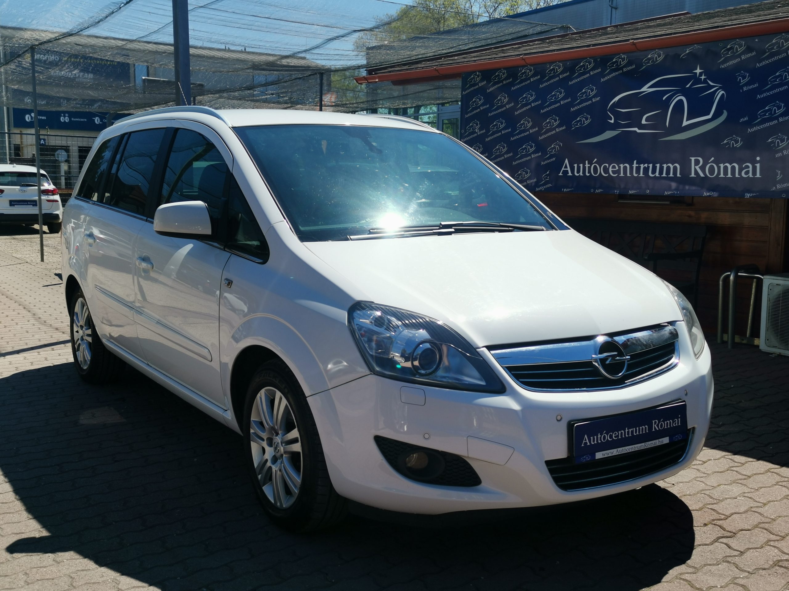 OPEL ZAFIRA B 1.8 Enjoy 140LE. 7 SZEM. XENON. PARKRADAR. DIGIT KLÍMA. TEMPOMAT. ÜLÉSFŰTÉS