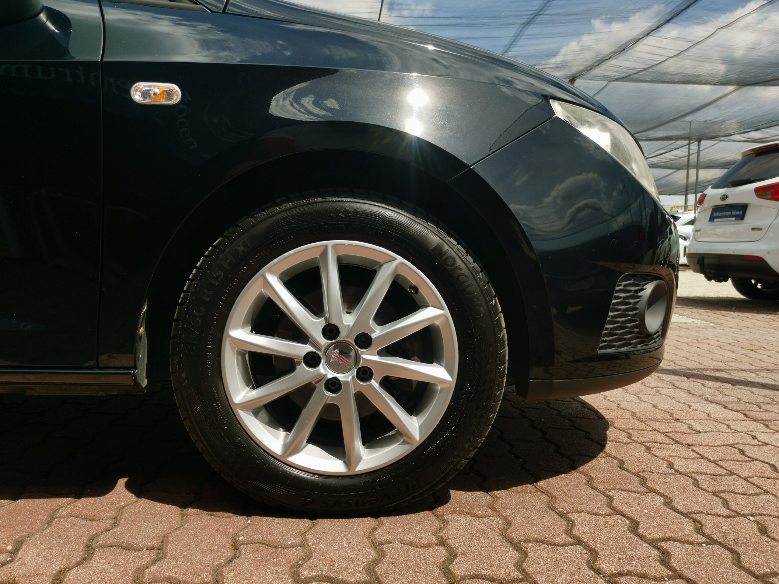 SEAT IBIZA 1.4 16V Style Szervizkönyv! KLÍMA. ALUFELNI. KÖDLÁMPA. ELEKTROMOS ABLAK