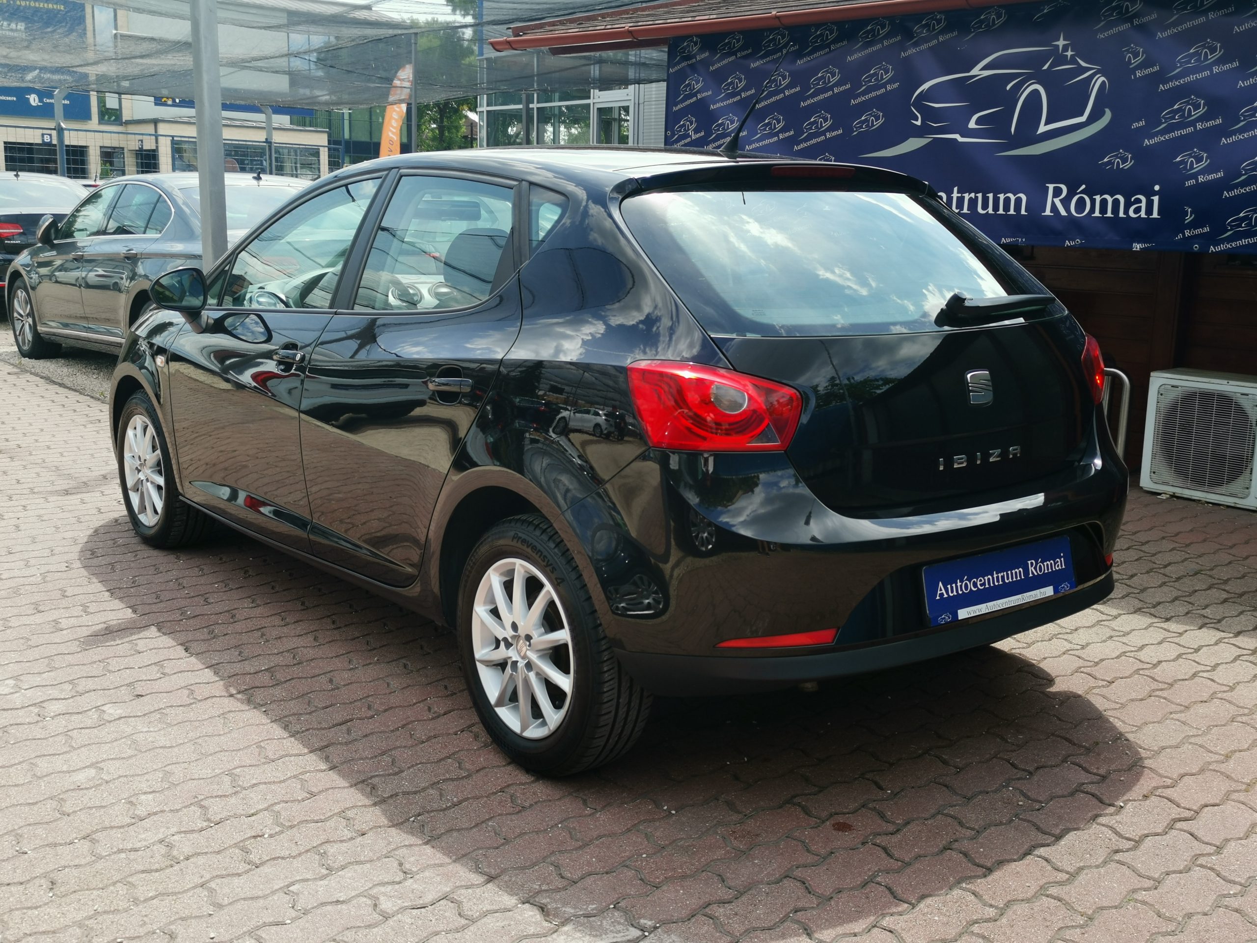 SEAT IBIZA 1.4 16V Style Szervizkönyv! KLÍMA. ALUFELNI. KÖDLÁMPA. ELEKTROMOS ABLAK