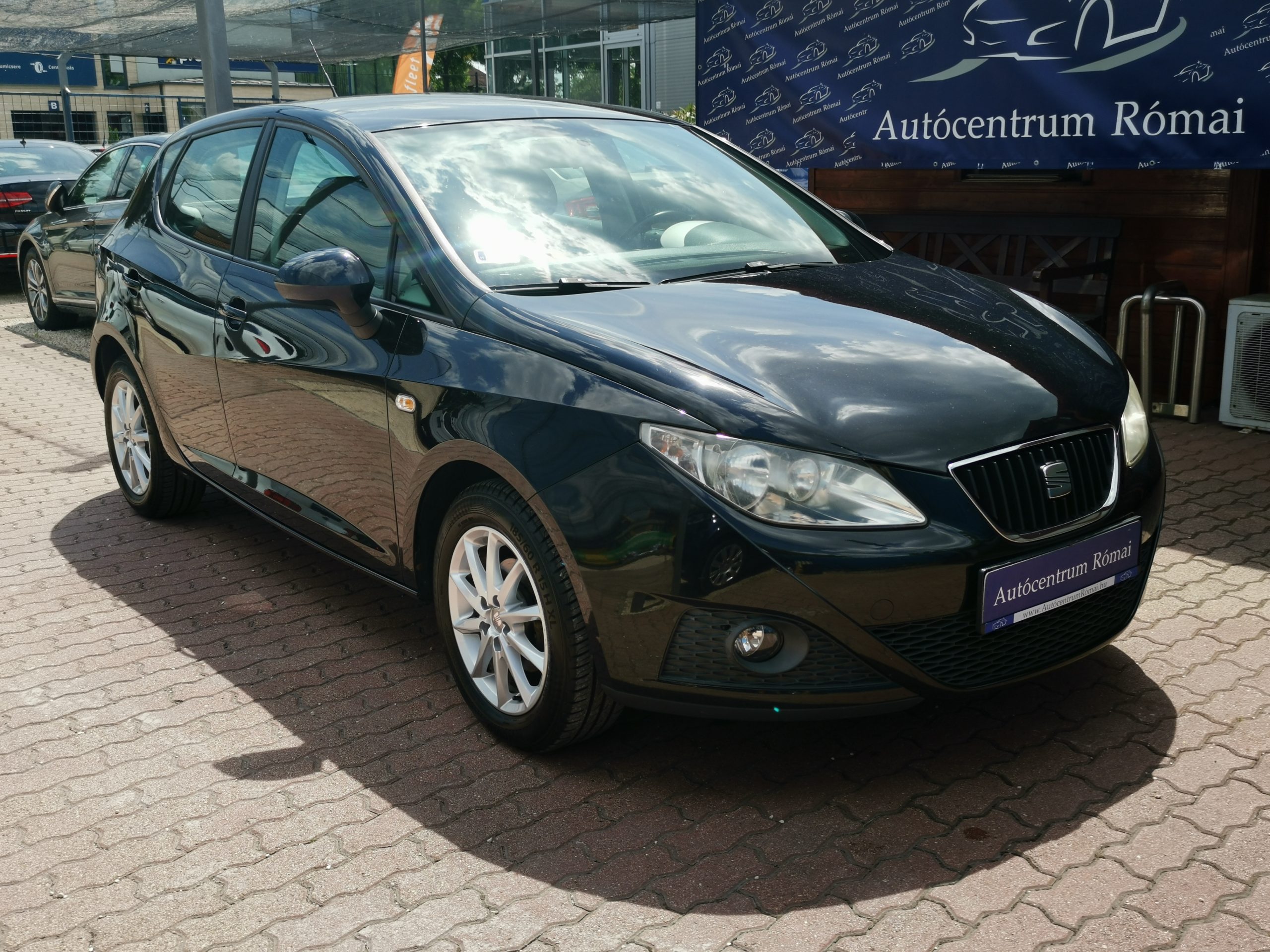 SEAT IBIZA 1.4 16V Style Szervizkönyv! KLÍMA. ALUFELNI. KÖDLÁMPA. ELEKTROMOS ABLAK