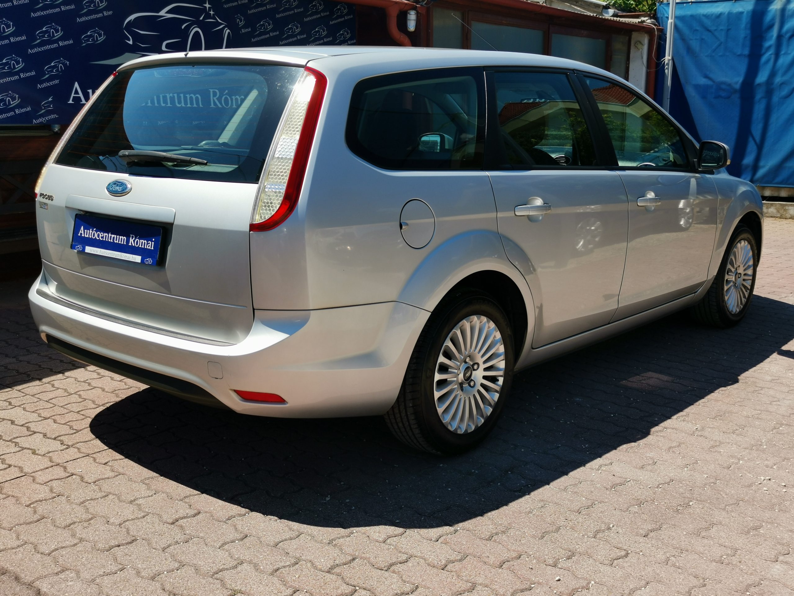 FORD FOCUS 1.6 Titanium Kombi. 134.000km! 2. Tulaj. DIGIT KLÍMA. NAVIGÁCIÓ. TEMPOMAT. ALUFELNI