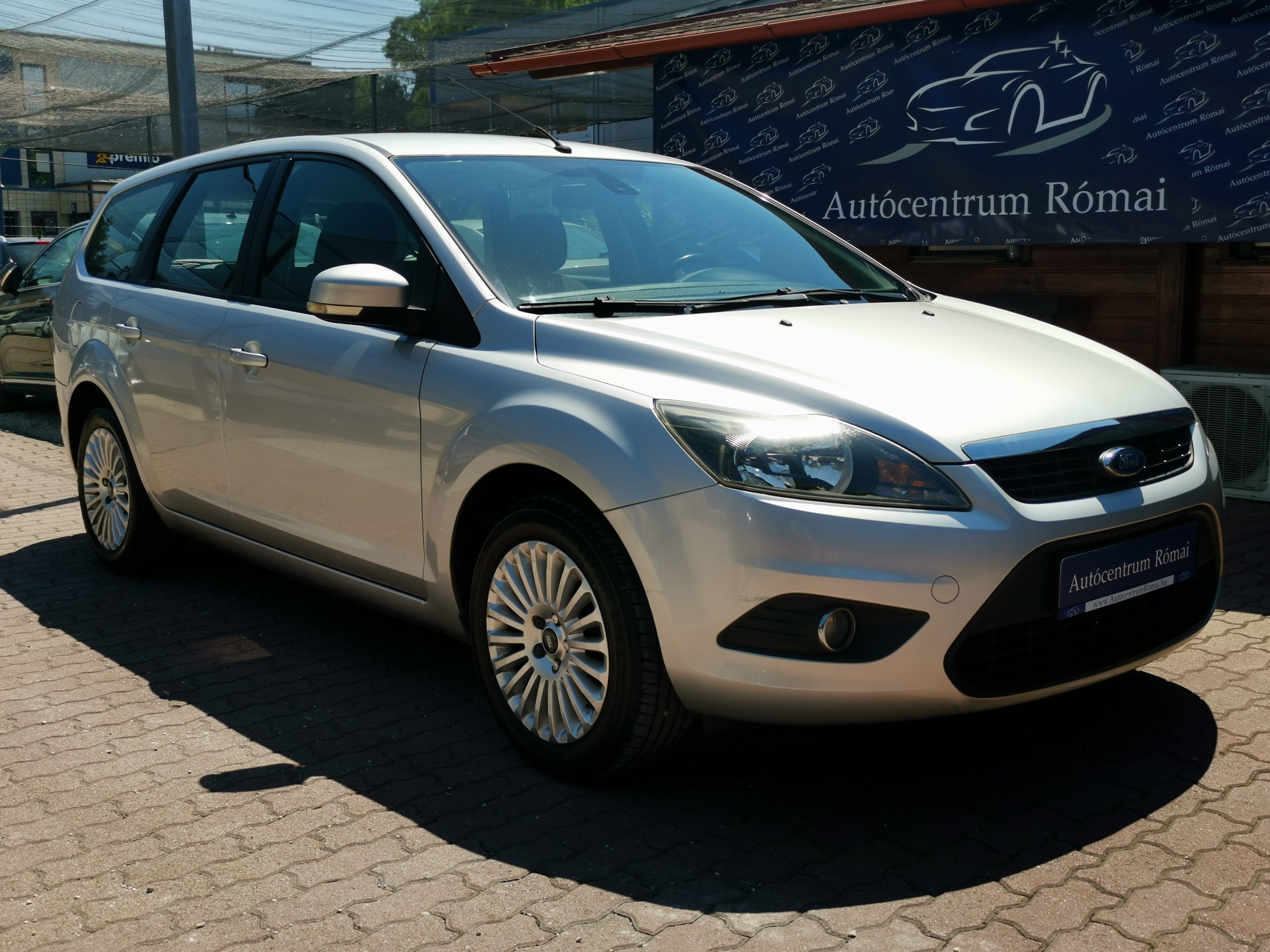 FORD FOCUS 1.6 Titanium Kombi. 134.000km! 2. Tulaj. DIGIT KLÍMA. NAVIGÁCIÓ. TEMPOMAT. ALUFELNI