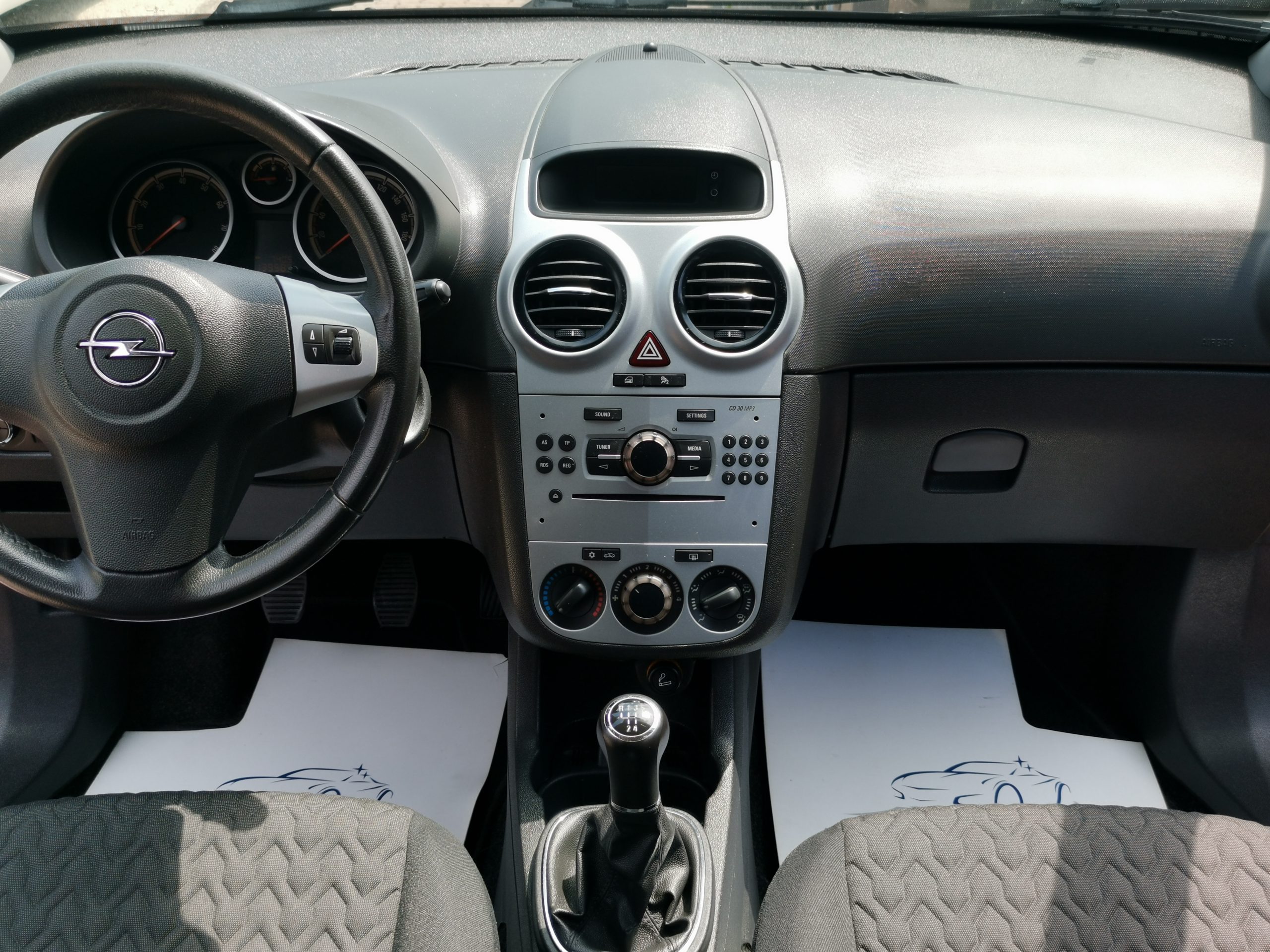 OPEL CORSA D 1.4 Enjoy 100LE! KLÍMA. TEMPOMAT. ALUFELNI. ELEKTROMOS ABLAK