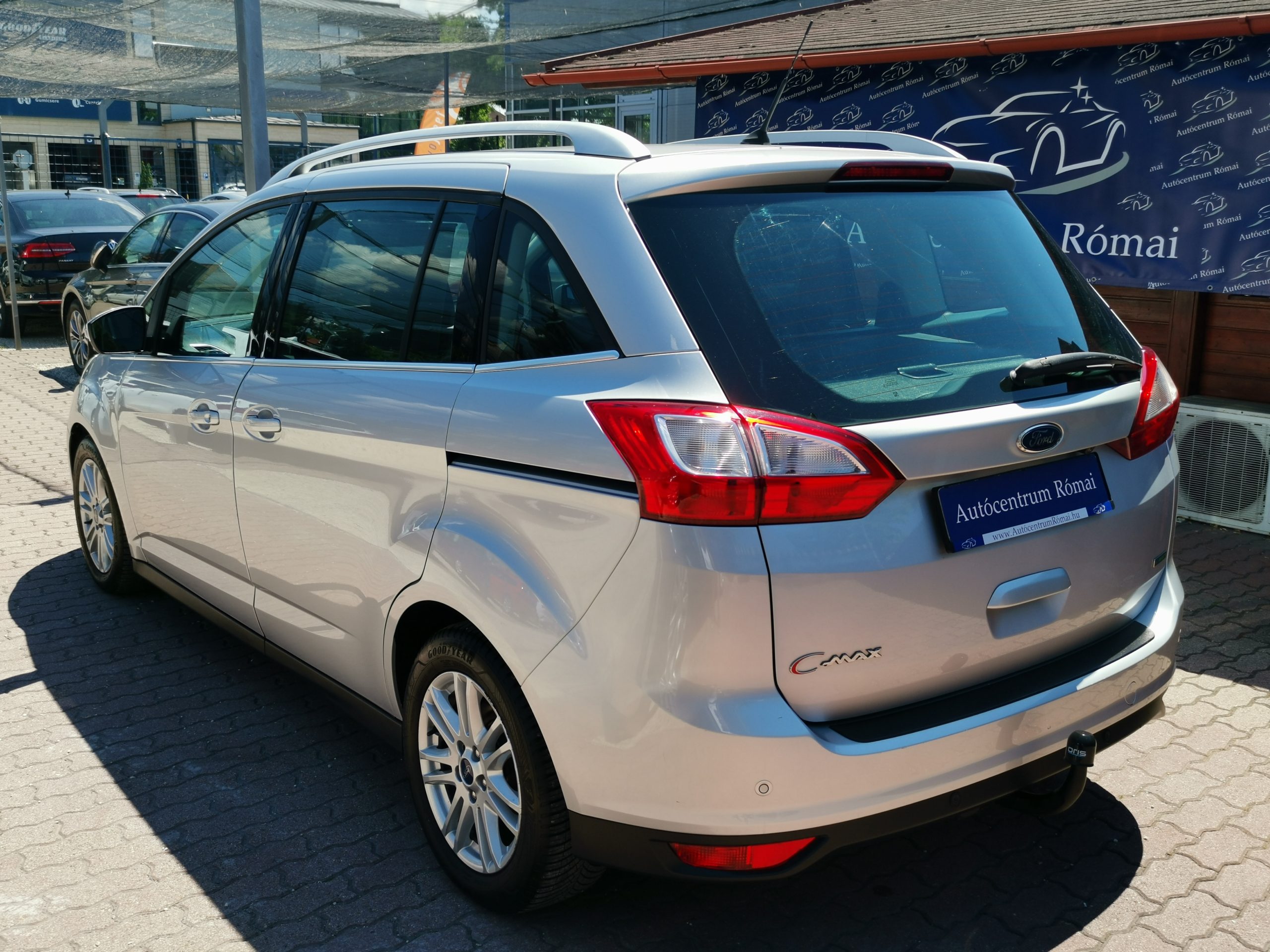 FORD C-MAX Grand1.6 SCTi EcoBoost Titanium 2. Tulaj. TEMPOMAT. ÜLÉSFŰTÉS. KAMERA. NAVIGÁCIÓ. ALUFELNI