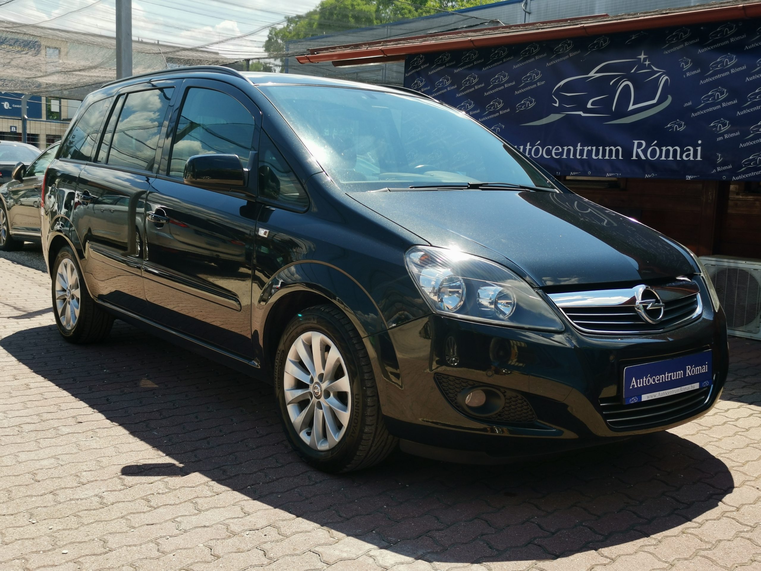 OPEL ZAFIRA B 1.8 Enjoy 2. Tulaj. DIGIT KLÍMA. VONÓHOROG. NAVIGÁCIÓ. TEMPOMAT. PARKRADAR