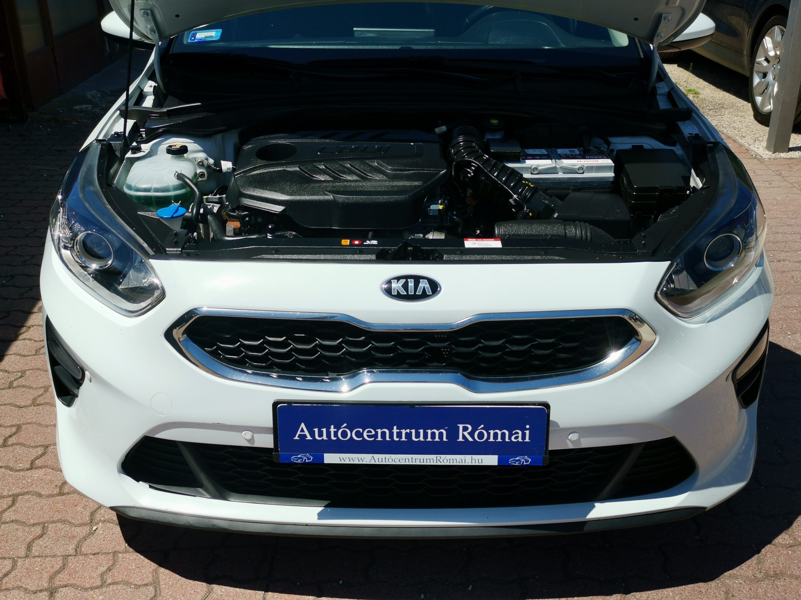 KIA CEE'D Ceed 1.6 CRDi HP Hybrid Bronze MO.-i. 2. Tulaj. ÁFÁ-s! Szervizkönyv! TEMPOMAT. ÜLÉSFŰTÉS. KORMÁNYFŰTÉS